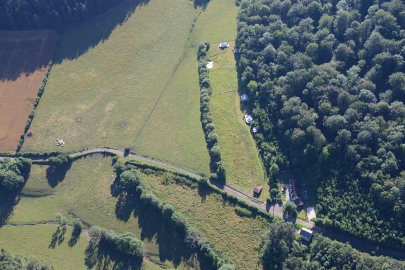 Camping Air De - Chemin De Traverse